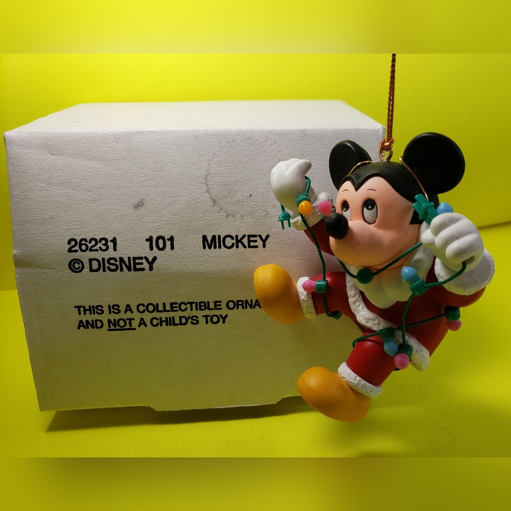 Walt Disney Mickey by Grolier - VINTAGE
